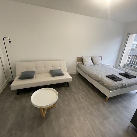 Logement Neuf A Proximite Du Centre Ville Avec Parking Лимож Екстериор снимка